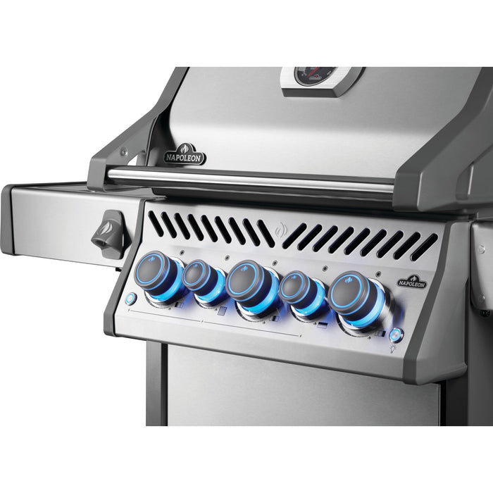 Napoleon Rogue® PRO-S 425 Grill with Infrared Side and Rear Burners