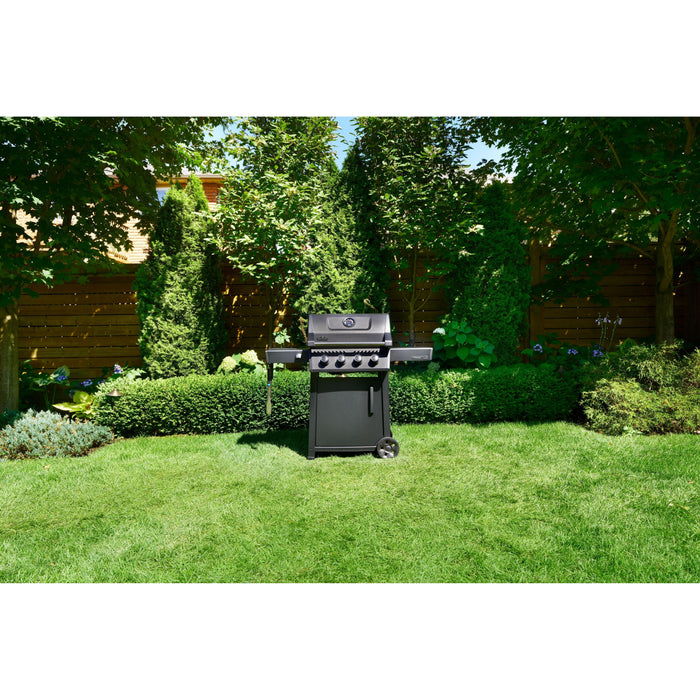 Napoleon Freestyle™ 425 Grill - Matte Black