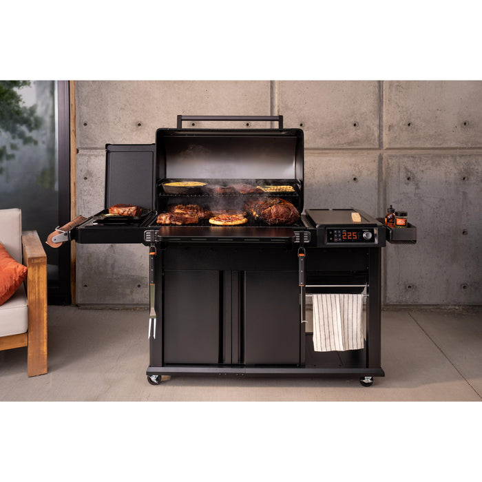 Traeger Woodridge Elite Wood Pellet Grill